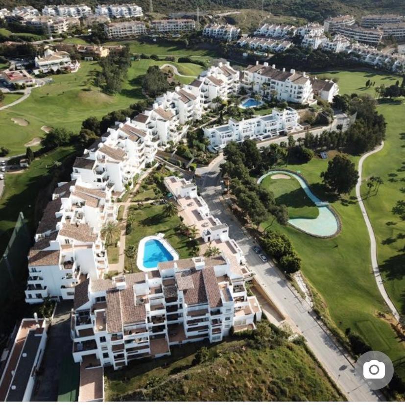 Miraflores Golf Gardens II Luxe Appartement At Riviera Del Sol Sitio de Calahonda エクステリア 写真
