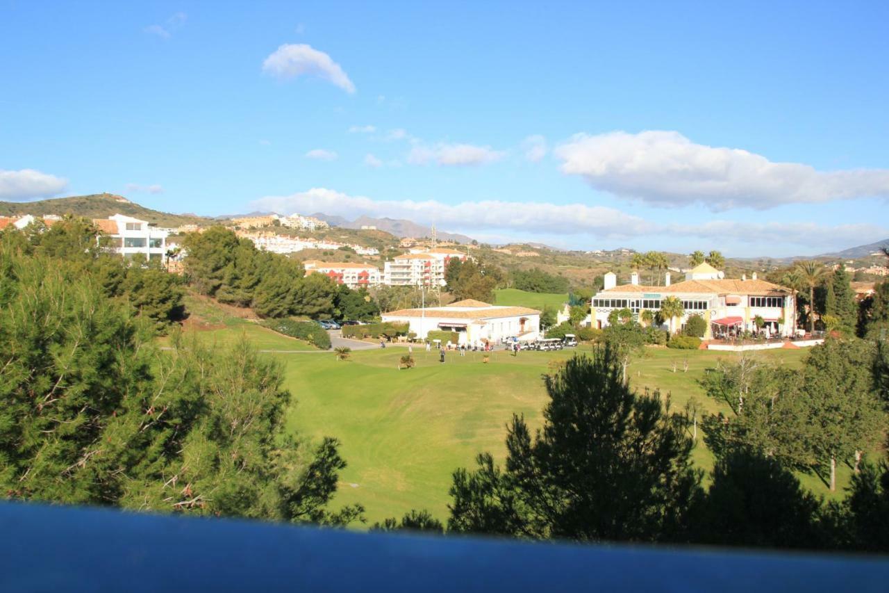 Miraflores Golf Gardens II Luxe Appartement At Riviera Del Sol Sitio de Calahonda エクステリア 写真